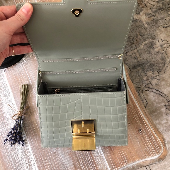 A.Cloud brand Mid Book Locker Box Bag Leather in Fog Green satchel - Picture 4 of 7